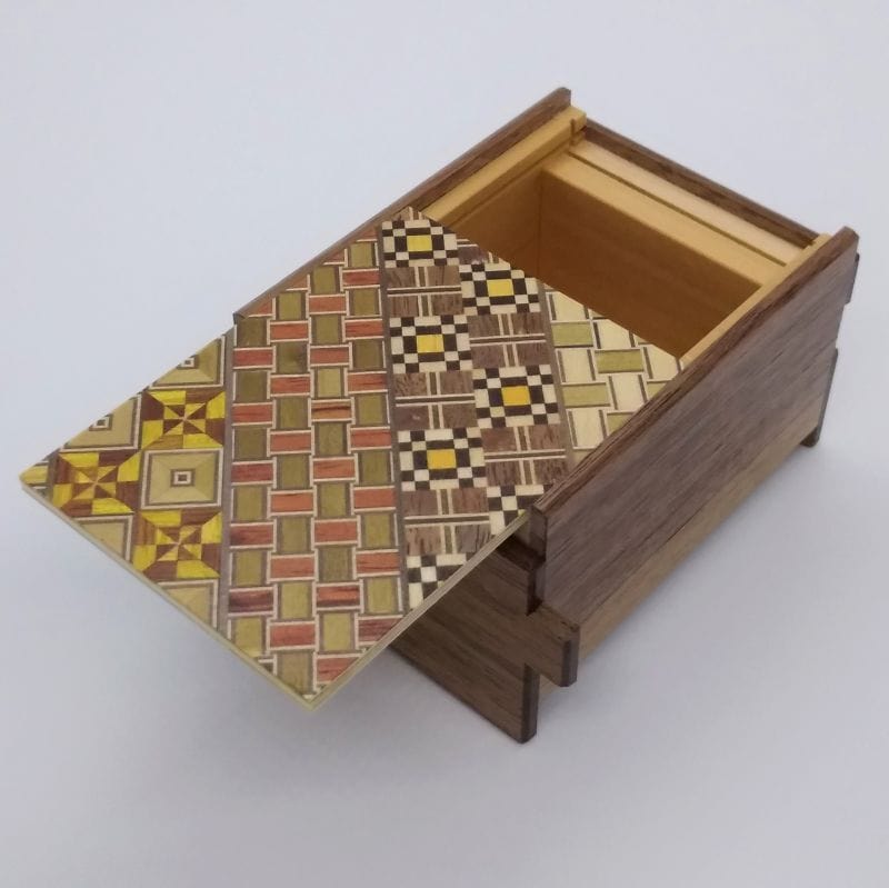 OKA CRAFT Japanese Puzzle Box Japanese Handmade Puzzle Box 3 Sun 12 Steps Yosegi/Walnut