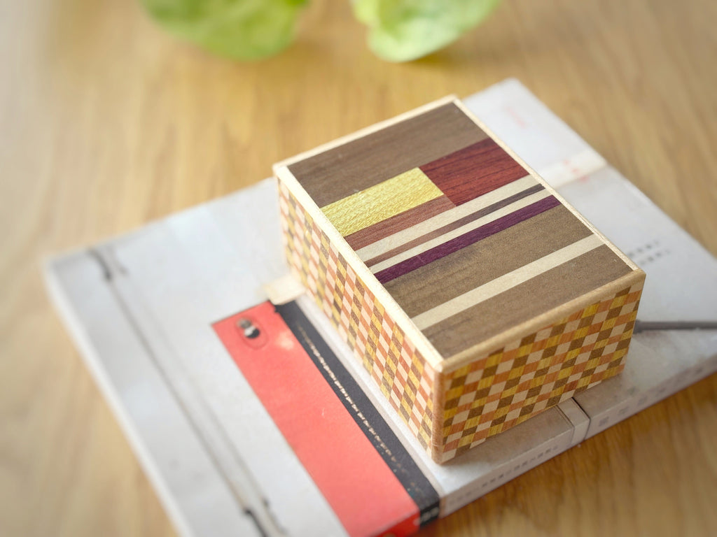 OKA CRAFT Japanese Puzzle Box Japanese Handmade Puzzle Box -  4 Sun 18 Steps - Creative Yosegi