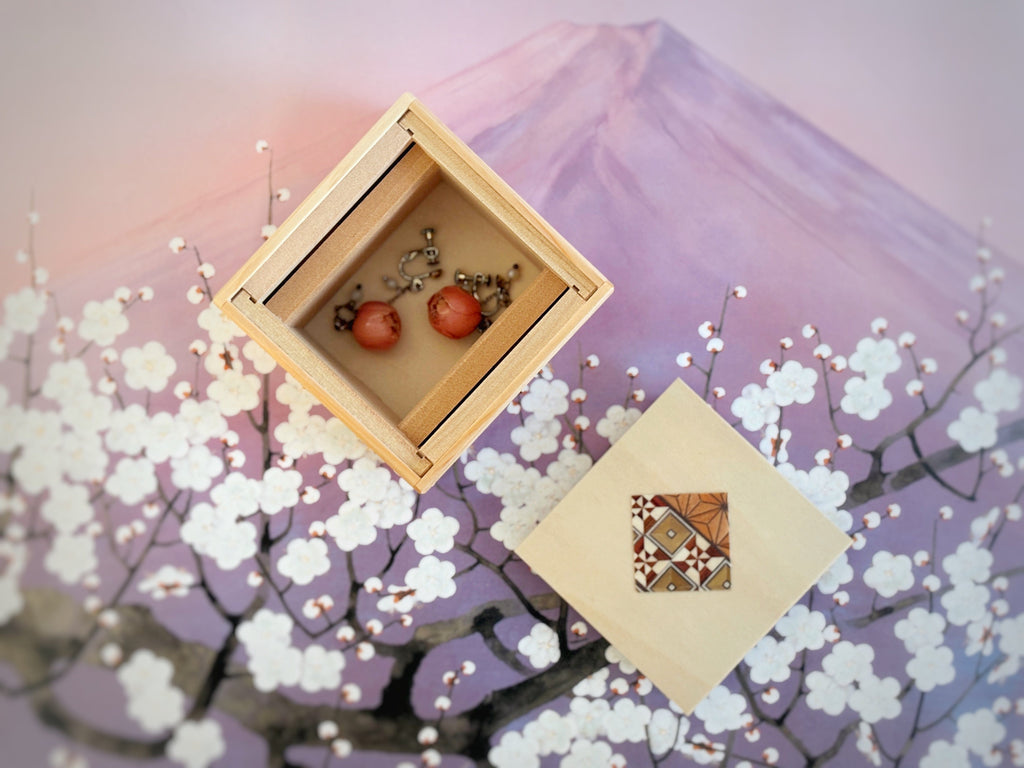 OKA CRAFT Japanese Puzzle Box Japanese Handmade Puzzle Box - Square 12 Step - One Point Yosegi