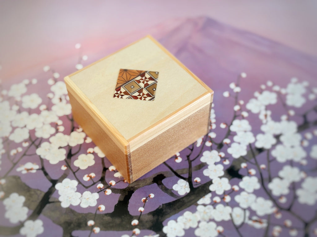 OKA CRAFT Japanese Puzzle Box Japanese Handmade Puzzle Box - Square 12 Step - One Point Yosegi