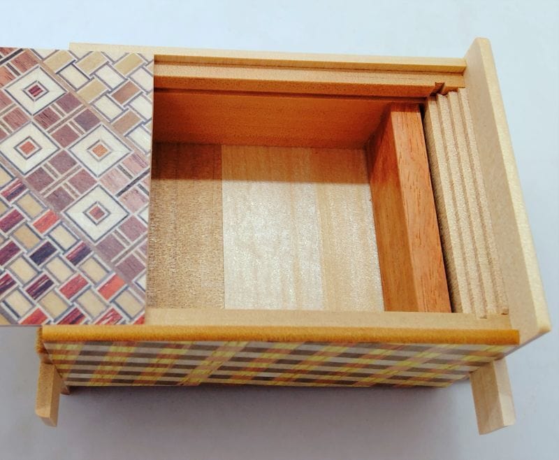 OKA CRAFT Japanese Secret Box Japanese Handmade Puzzle Box 4 Sun 27 Steps Yosegi/Ichimatsu