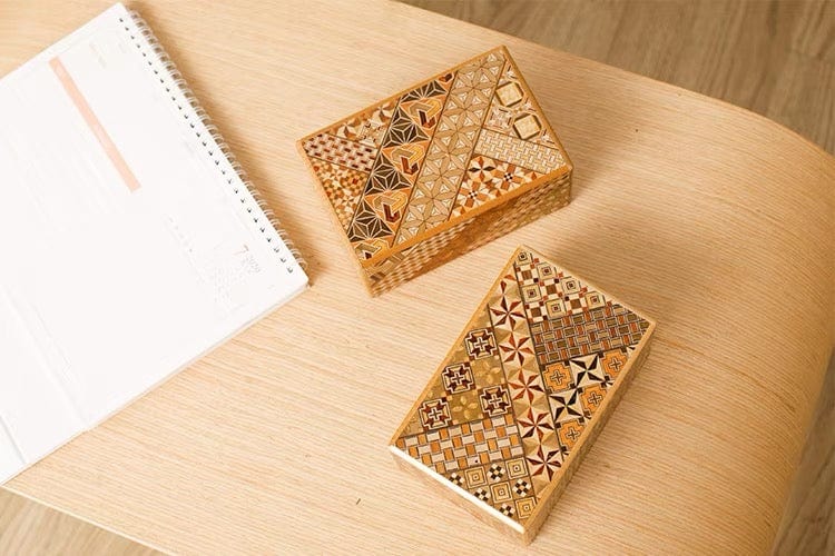 Japanese Handmade Puzzle Box - 3 sun 12 steps - Yosegi/Ichmatsu – New2Play