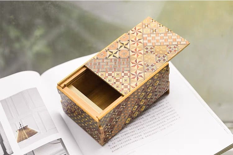 OKA CRAFT Japanese Secret Box Japanese Puzzle Box 4 sun 14 steps Yosegi